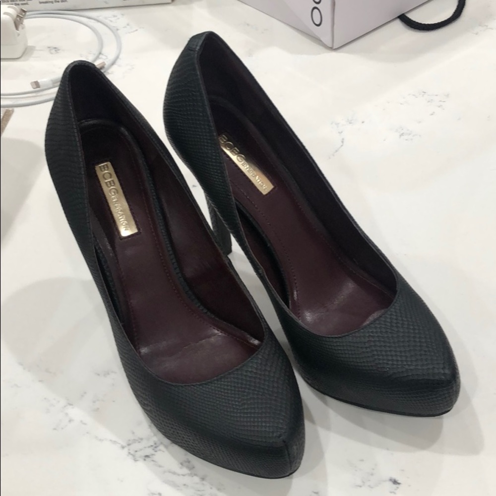 BCBG pumps